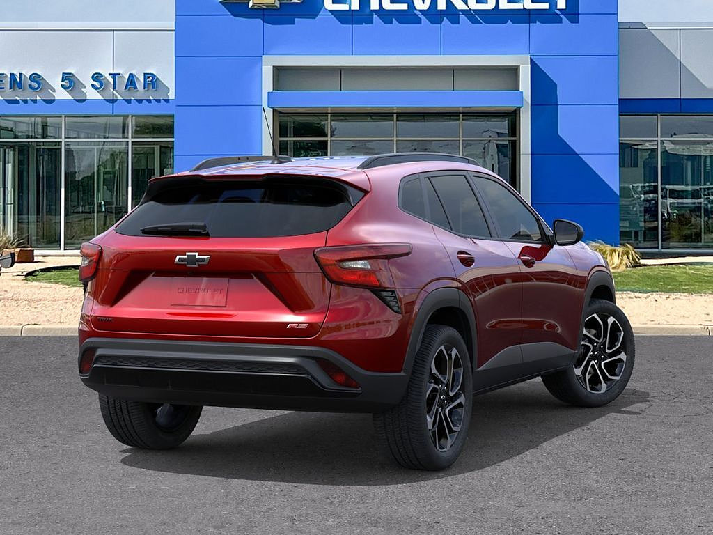 New 2026 Chevrolet Trax RS w/ Driver Confidence Package FWD image 4