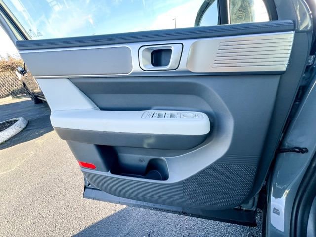 New 2026 Hyundai Santa Fe SE image 18