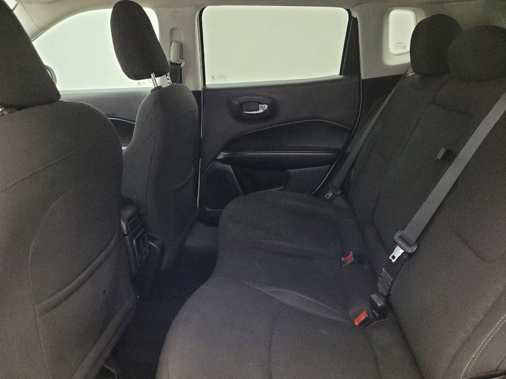 Used 2021 Jeep Compass Sport image 18