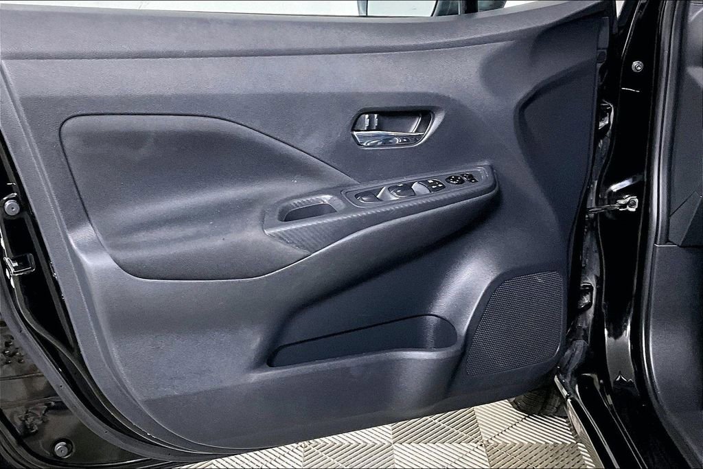 Used 2021 Nissan Versa SV image 23