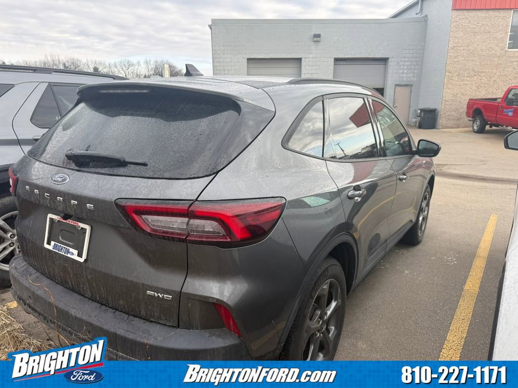 Certified 2025 Ford Escape ST-Line w/ Tech Pack #1 image 8