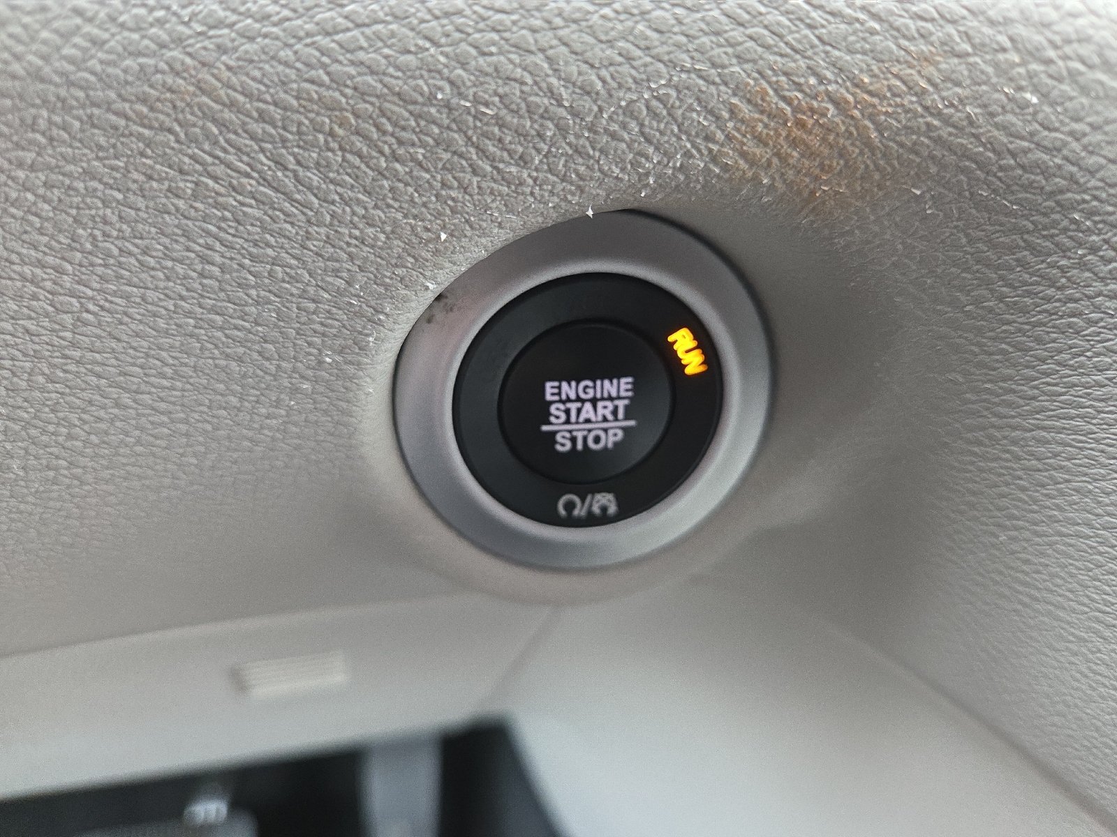Used 2023 Chrysler Pacifica Touring-L FWD image 22
