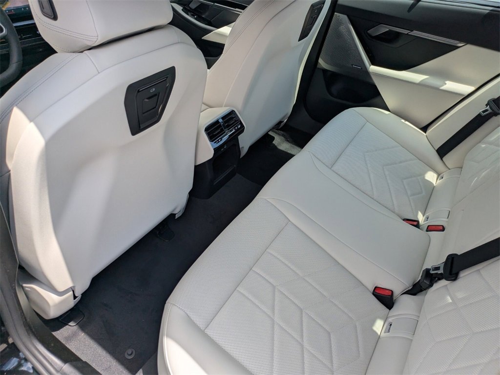 New 2026 BMW 530i w/ Executive Package image 8