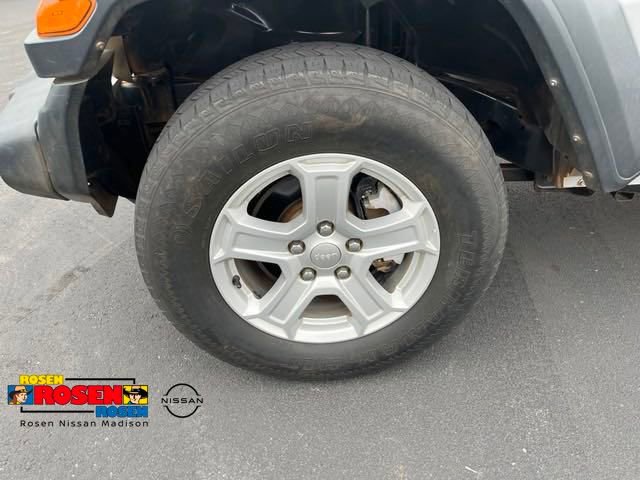 Used 2019 Jeep Wrangler Unlimited Sport S AWD/4WD image 24