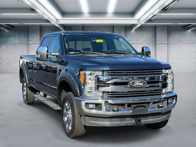 Used 2017 Ford F250 Lariat w/ Chrome Package image 2