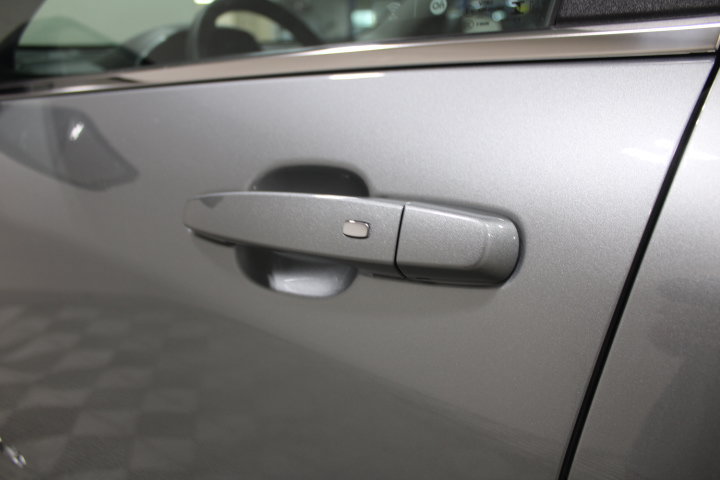 Used 2024 Chevrolet Equinox LT FWD image 16