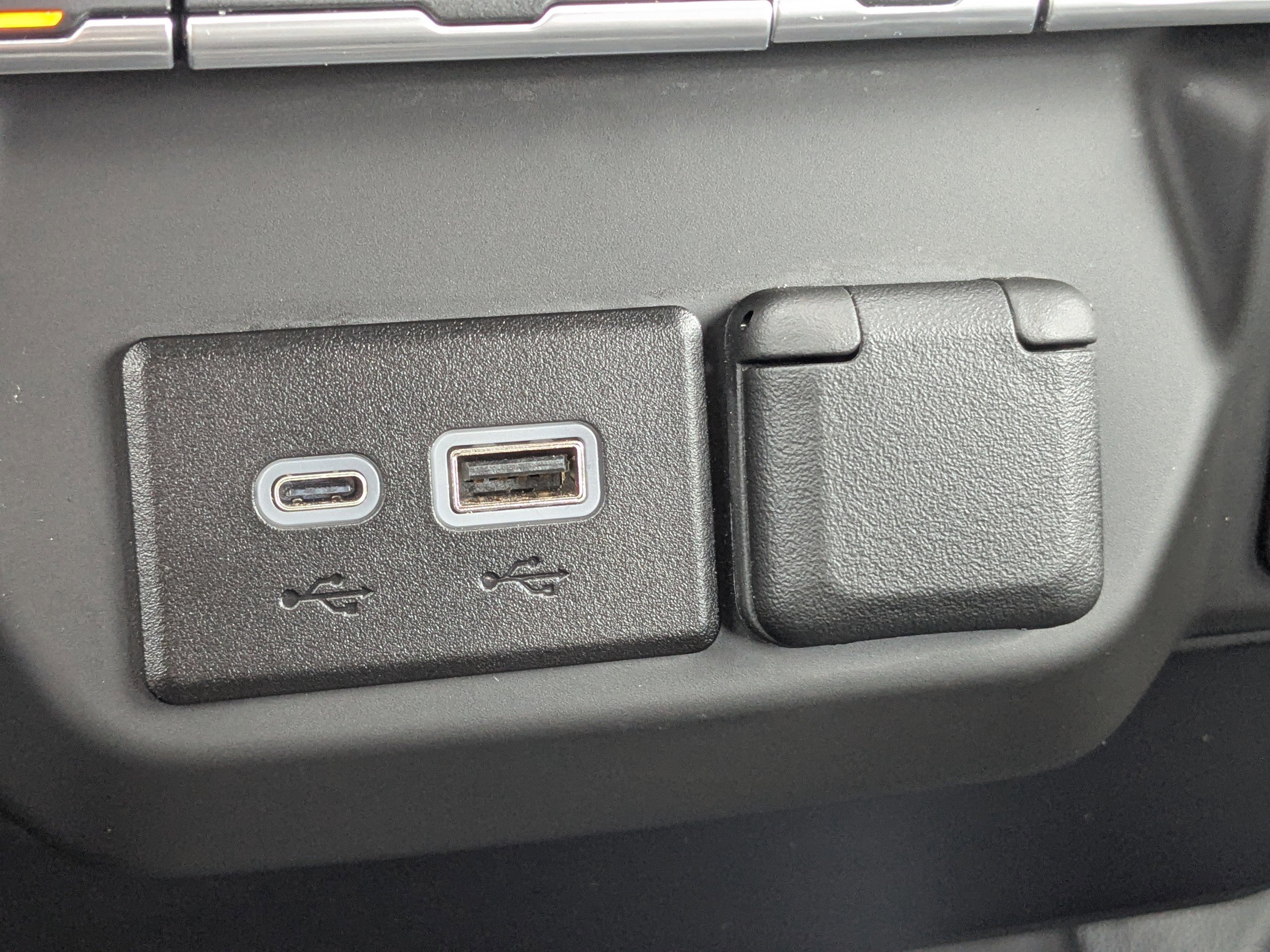 Used 2024 GMC Sierra 1500 Pro w/ Trailering Package image 21