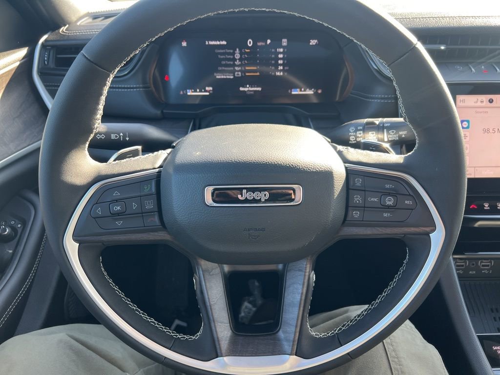 New 2026 Jeep Grand Cherokee Laredo image 25