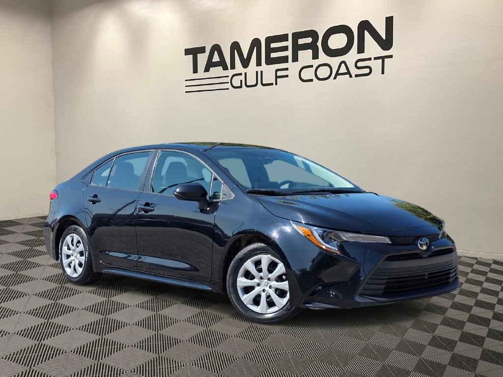 Used 2025 Toyota Corolla LE
