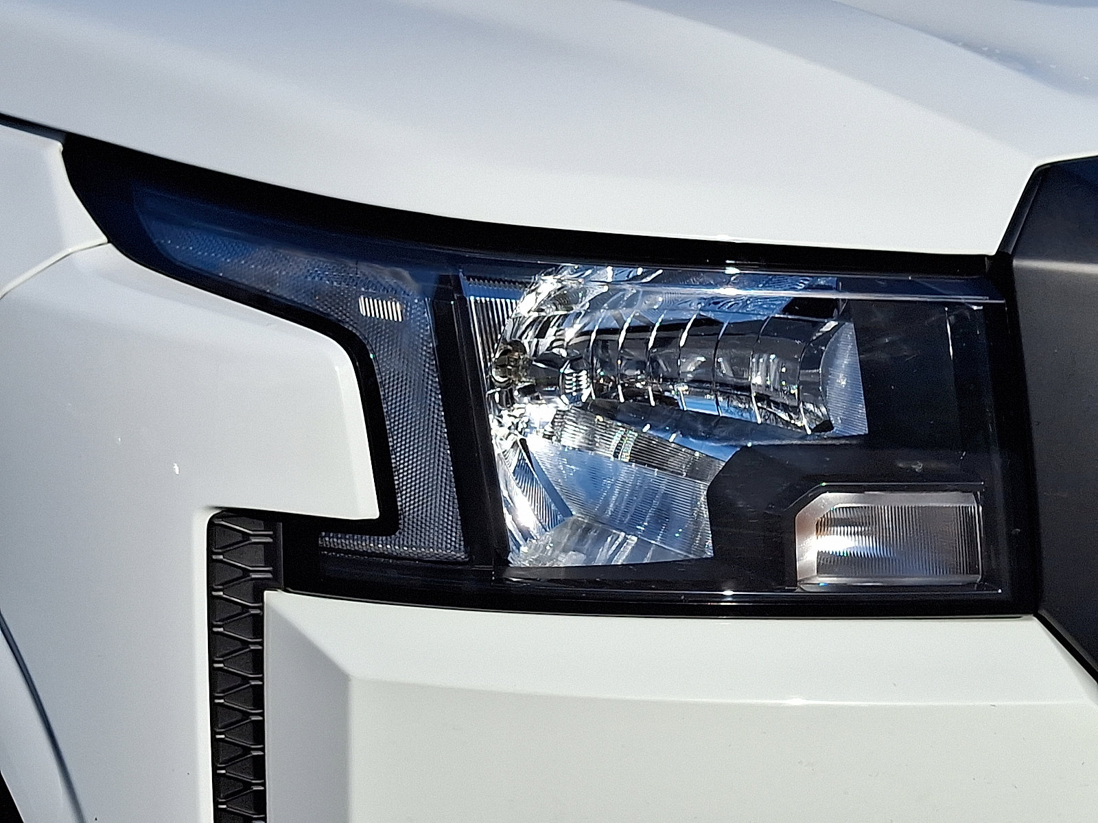 Certified 2022 Nissan Frontier S w/ Technology Package image 11