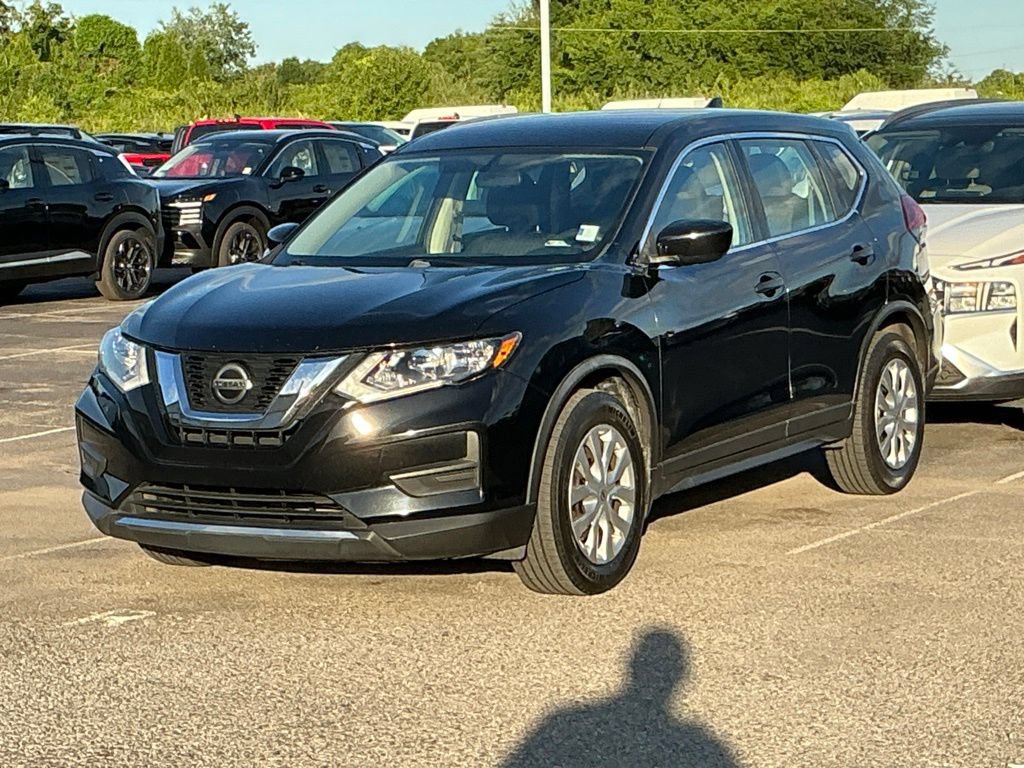 Used 2018 Nissan Rogue S FWD image 2