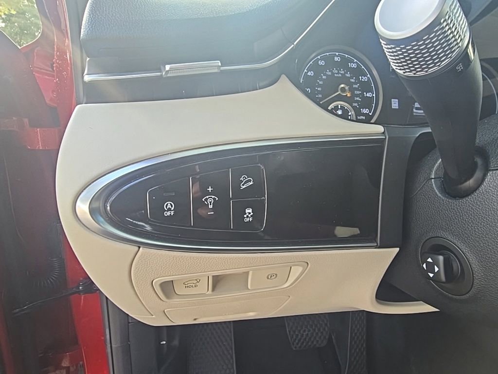 Used 2023 Genesis GV70 2.5T w/ Select Package image 12