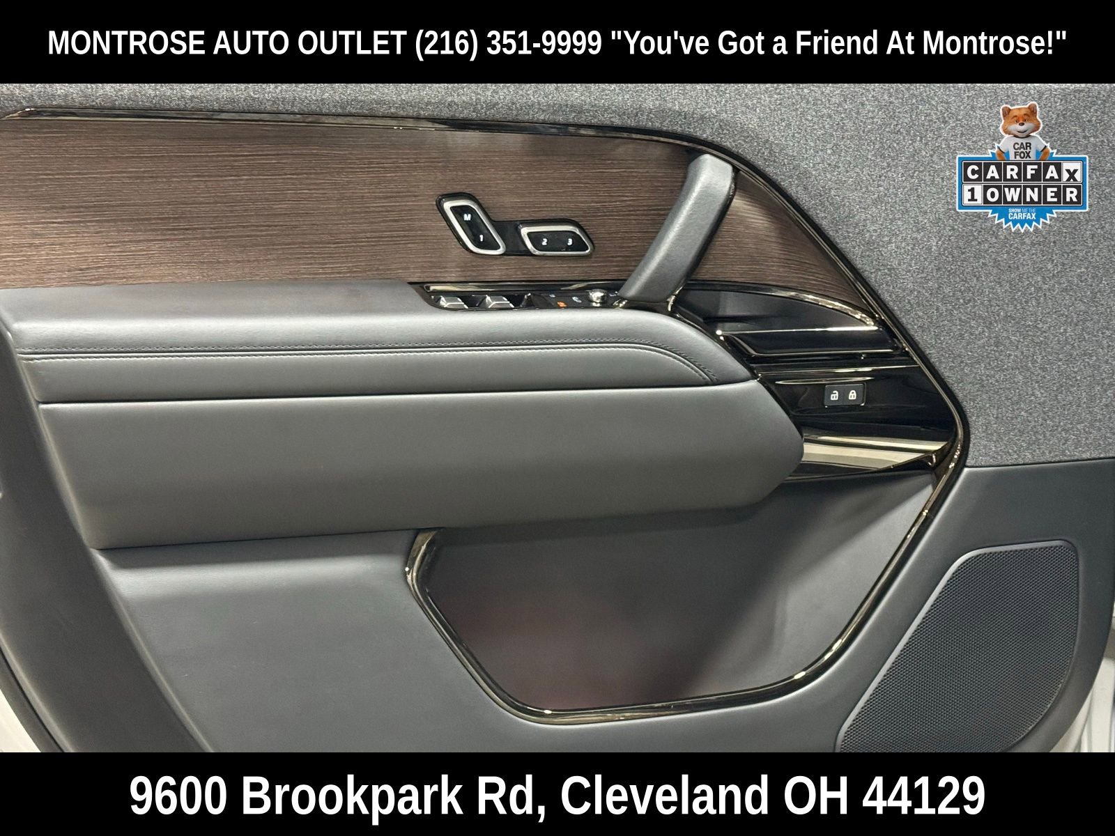 Used 2023 Land Rover Range Rover Sport SE image 11