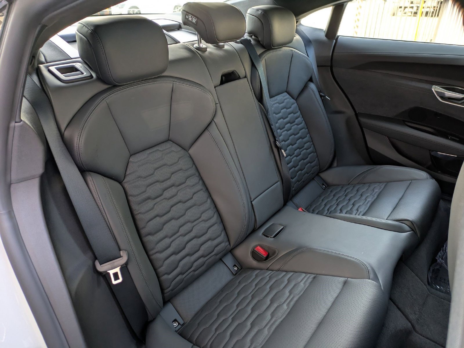New 2026 Audi S e-tron GT Premium Plus AWD/4WD image 11