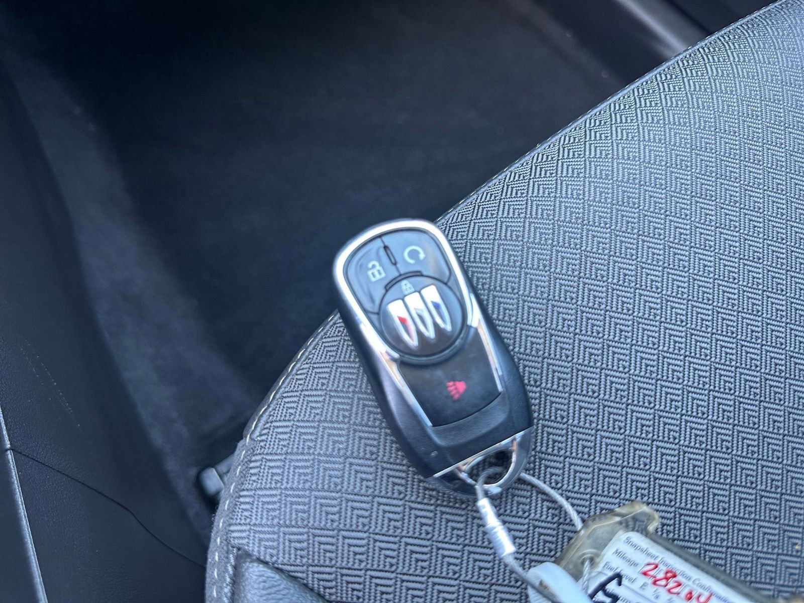Used 2025 Buick Encore GX Preferred FWD image 21