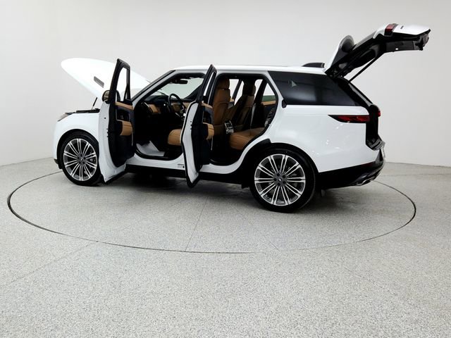 Certified 2025 Land Rover Range Rover Sport SE image 12