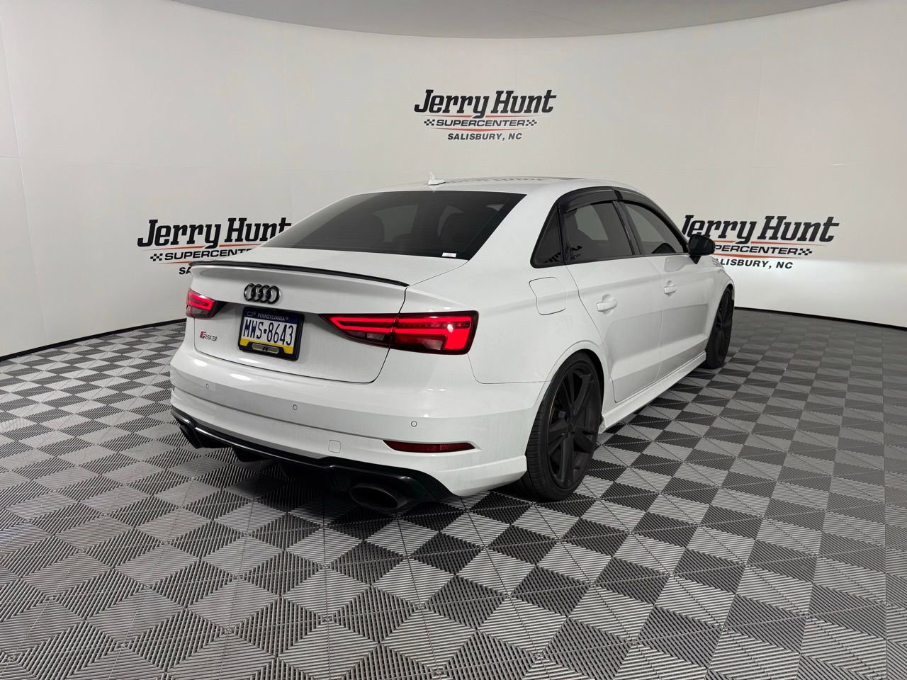Used 2018 Audi RS 3 image 9
