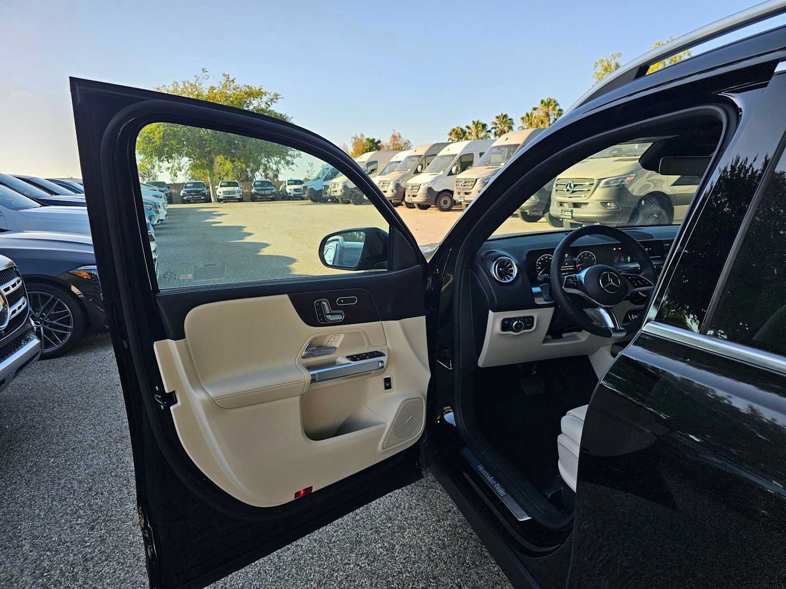 New 2026 Mercedes-Benz GLB 250 image 19