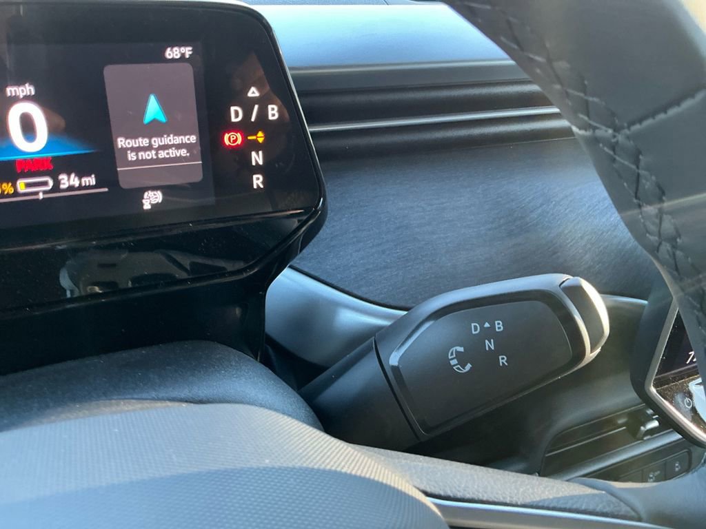 New 2025 Volkswagen ID. Buzz Pro S image 19