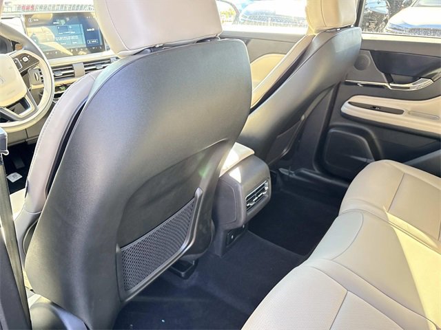 New 2026 Lincoln Corsair Reserve image 17