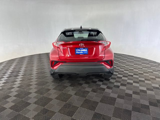 Used 2020 Toyota C-HR XLE FWD image 8