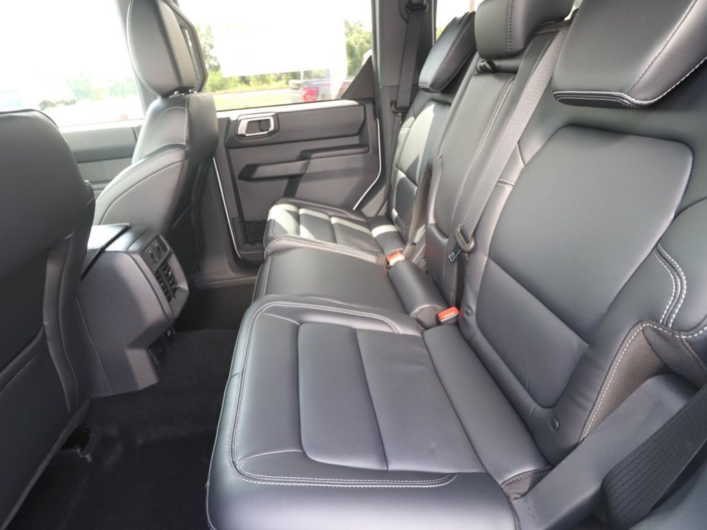 New 2026 Ford Bronco Outer Banks AWD/4WD image 10