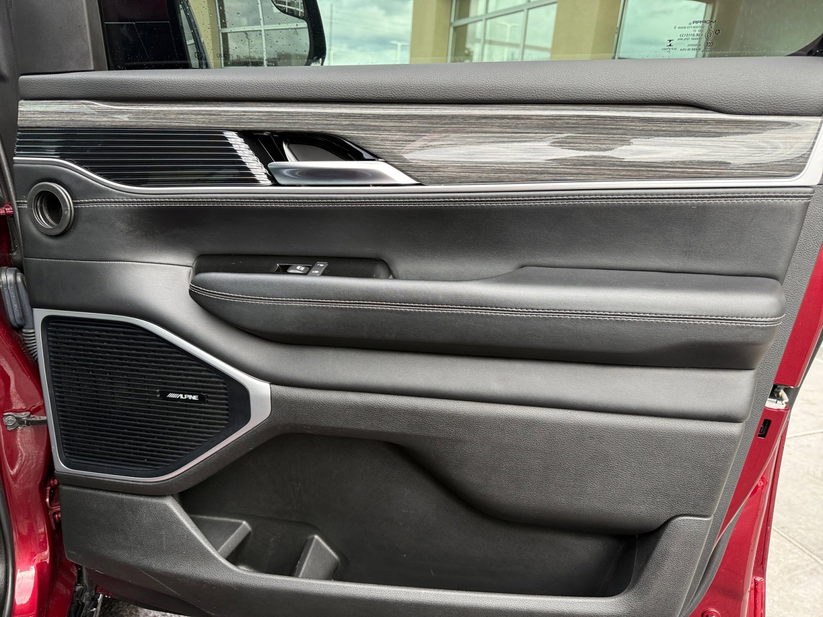 Used 2022 Jeep Wagoneer Series II image 16