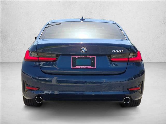 Used 2021 BMW 330i Sedan w/ Executive Package RWD image 6