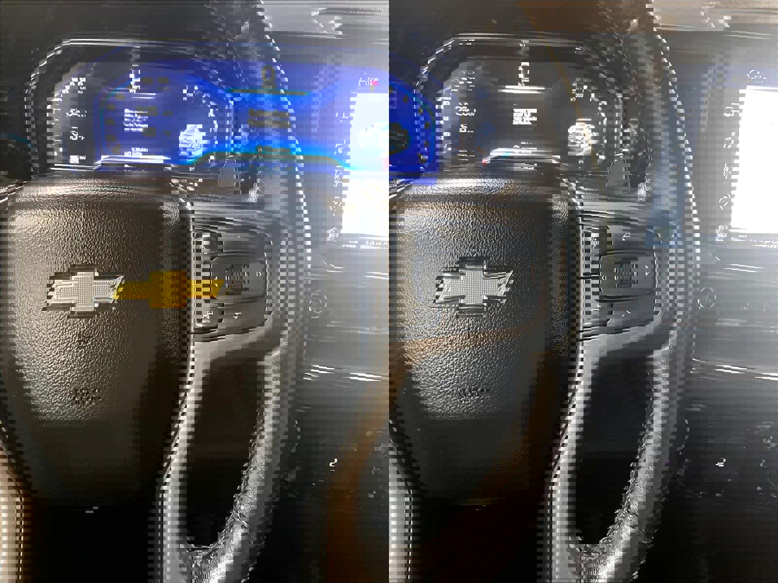 Used 2023 Chevrolet Silverado 1500 High Country w/ Technology Package image 23