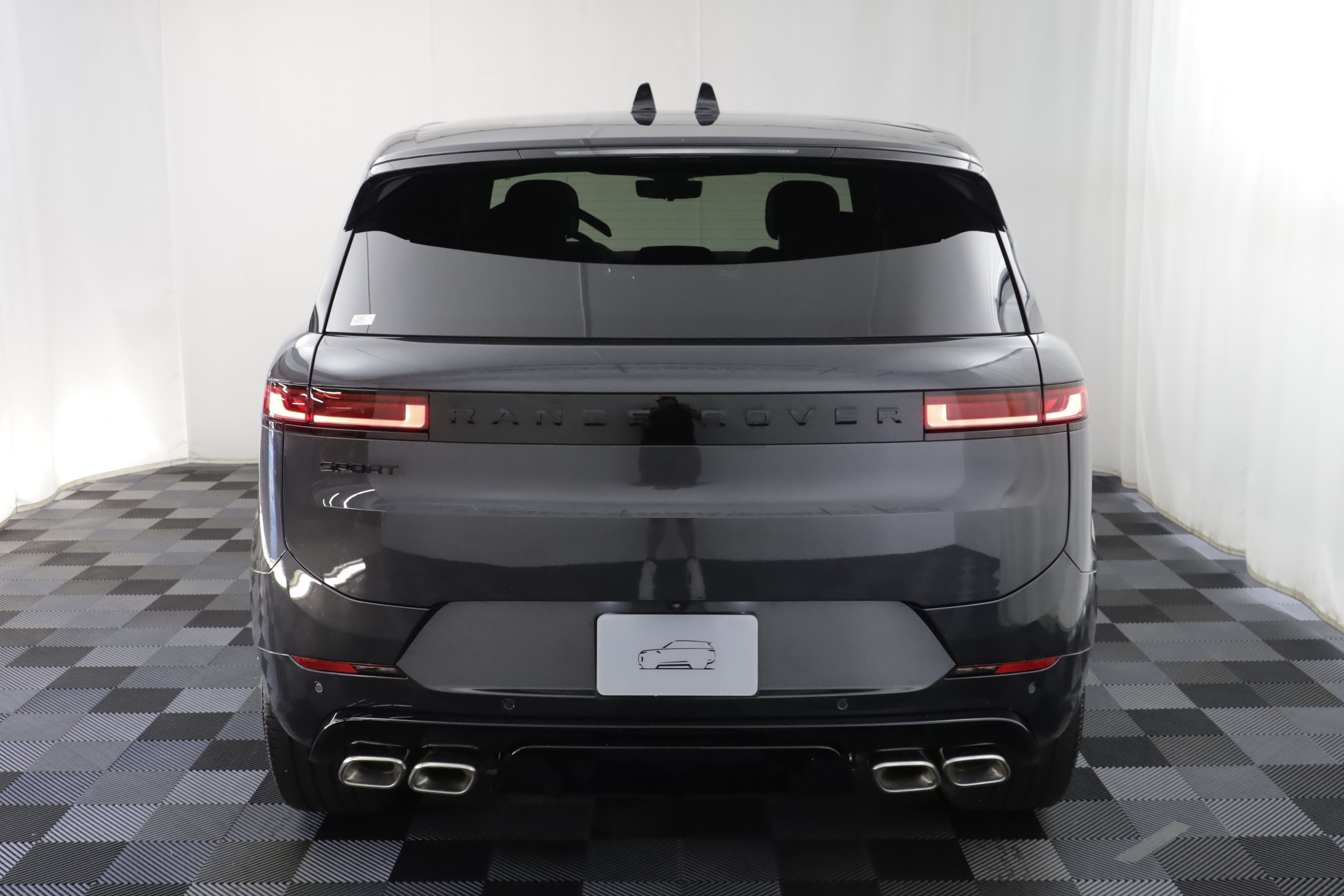New 2027 Land Rover Range Rover Sport Dynamic SE AWD/4WD image 21