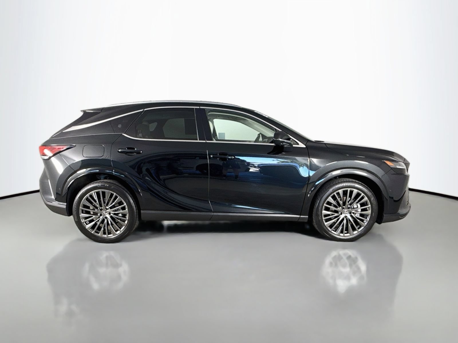 Used 2025 Lexus RX 450h AWD w/ Convenience Package image 8