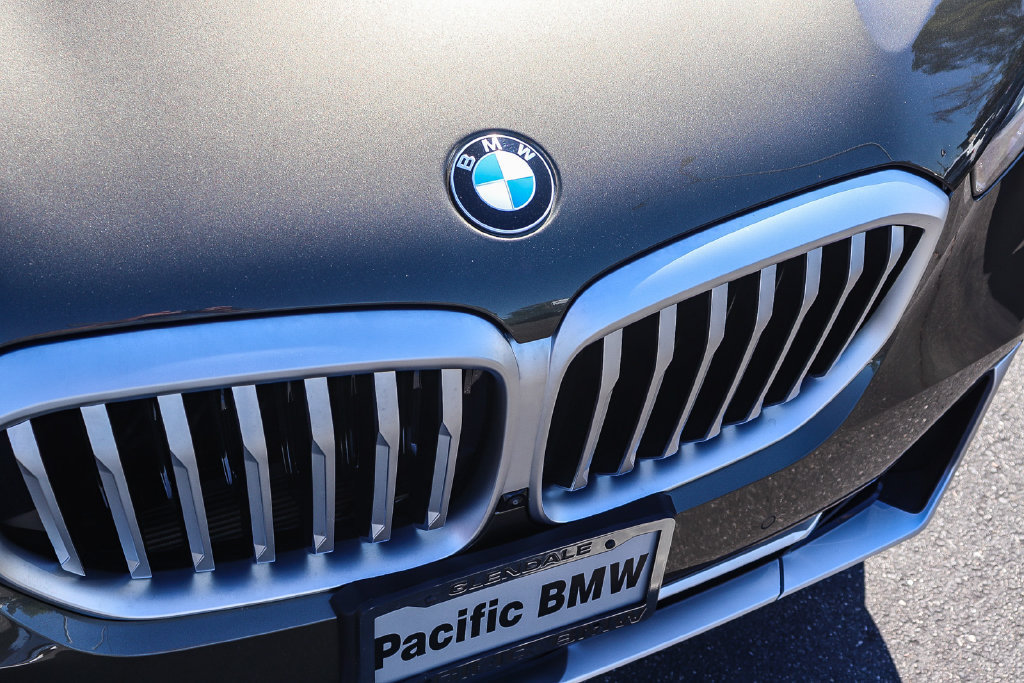 Used 2026 BMW X5 xDrive40i w/ Premium Package AWD/4WD image 11