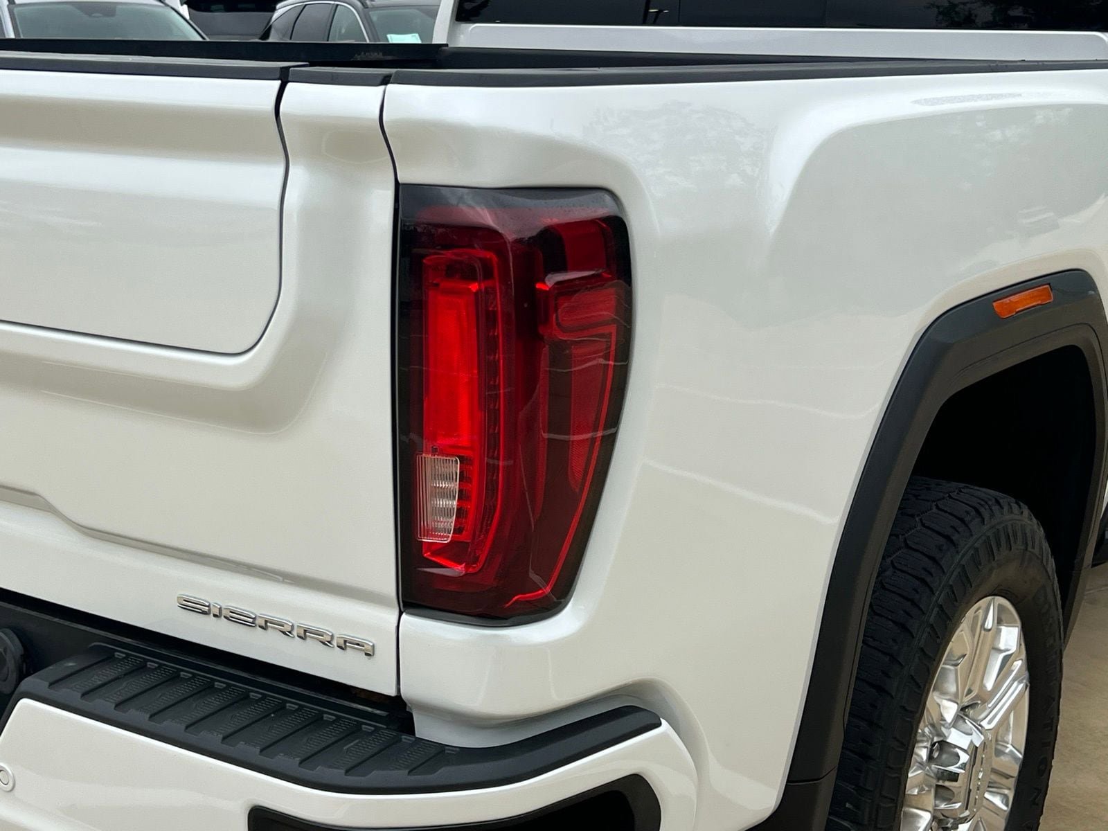 Used 2022 GMC Sierra 2500 Denali w/ Denali Ultimate Package AWD/4WD image 15