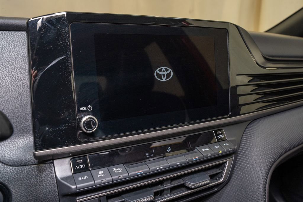 Certified 2025 Toyota Camry SE image 12