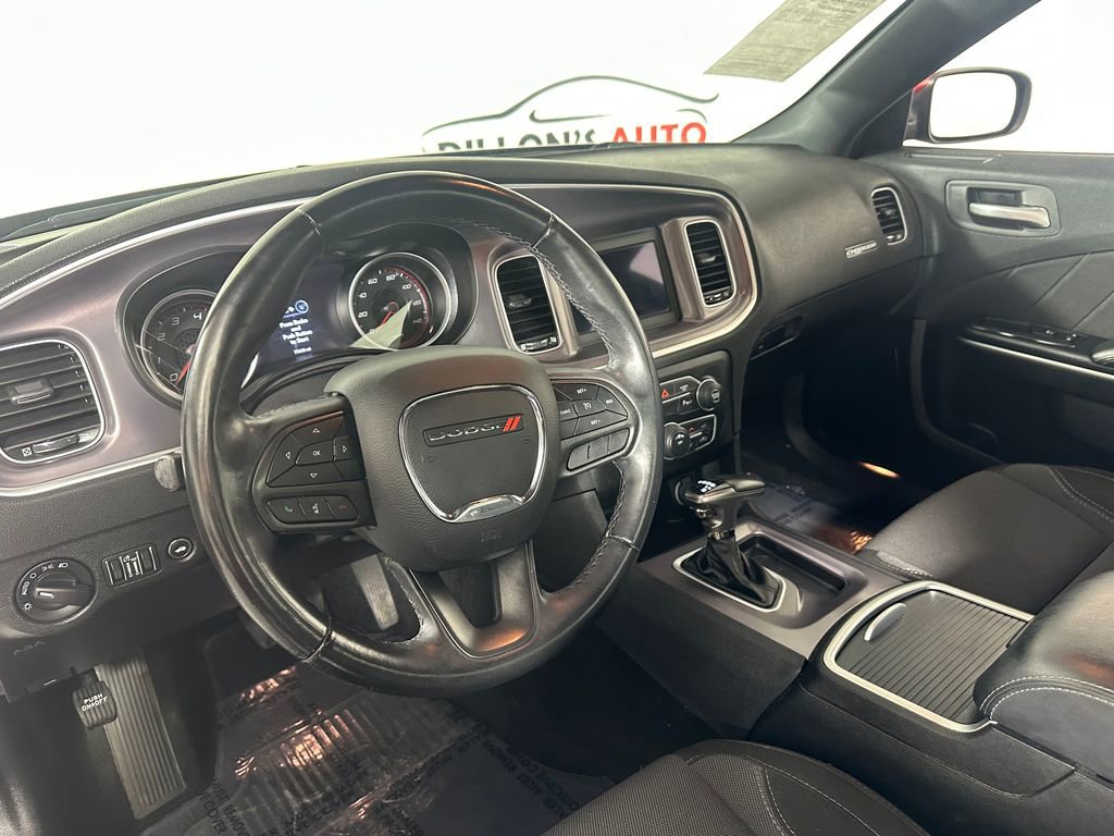 Used 2020 Dodge Charger SXT RWD image 16