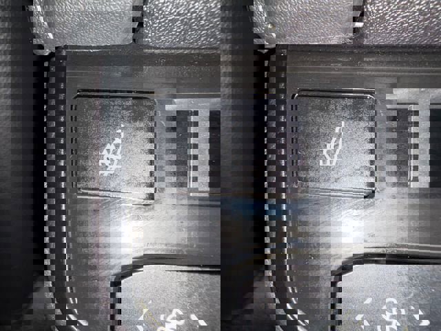 Used 2024 Toyota Highlander Platinum image 12