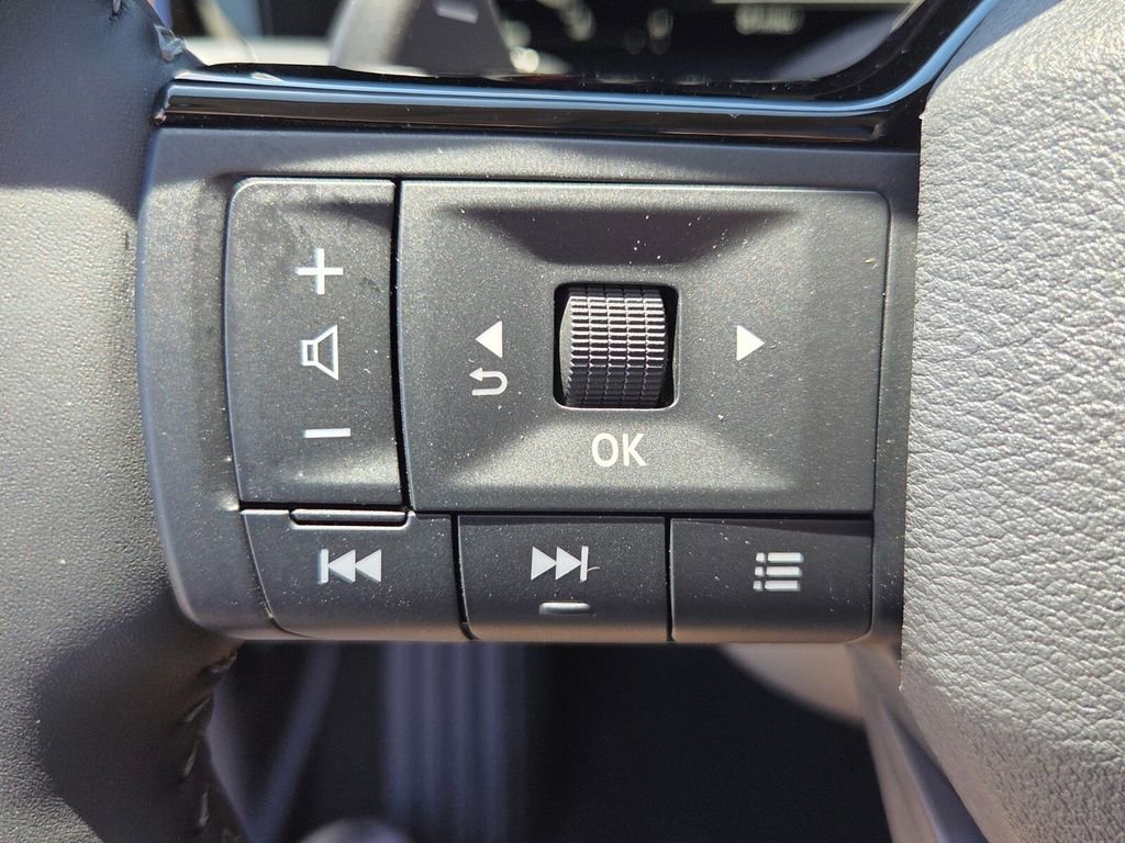 New 2026 Nissan Pathfinder Platinum AWD/4WD image 23
