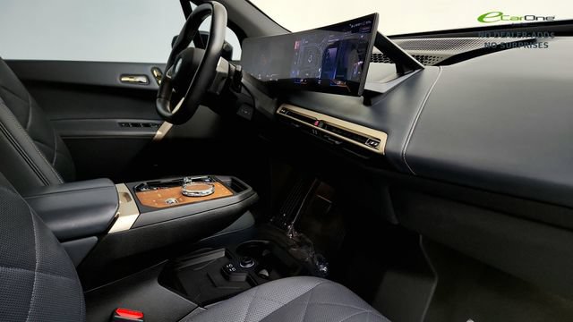 Used 2023 BMW iX M60 w/ Executive Package AWD/4WD image 36