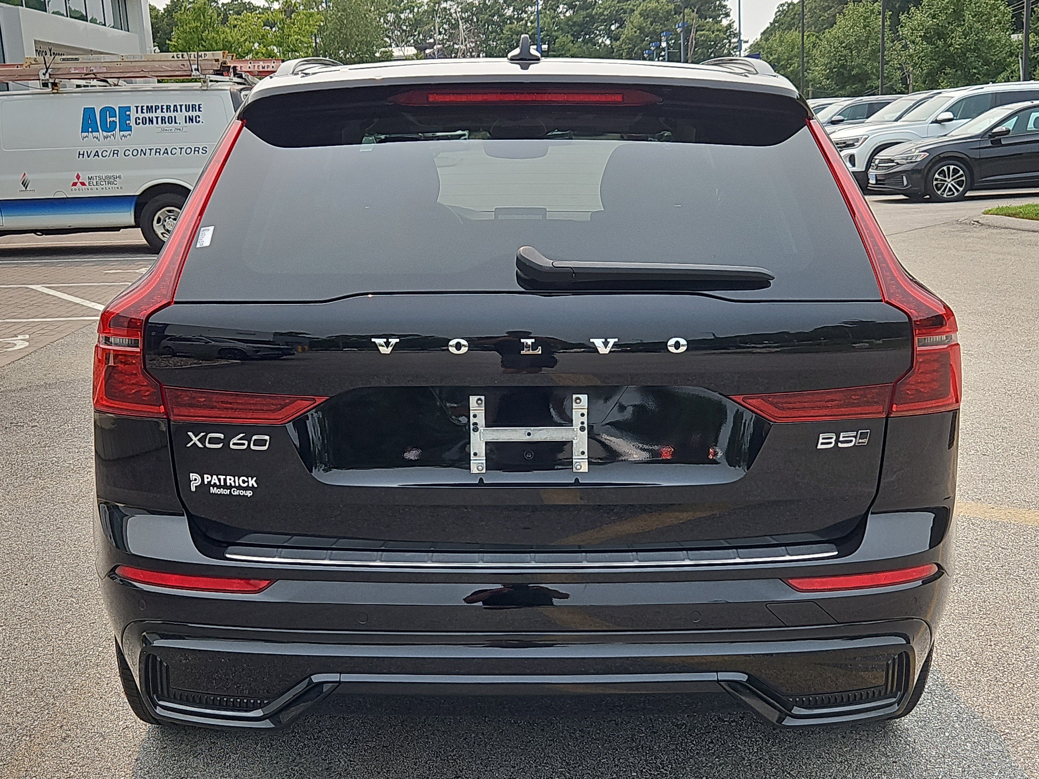 Used 2026 Volvo XC60 B5 Plus w/ Protection Package Premier AWD/4WD image 27