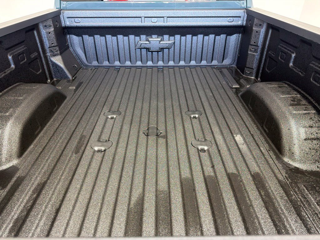 New 2026 Chevrolet Silverado 2500 ZR2 w/ LPO, Dark Essentials Package AWD/4WD image 24