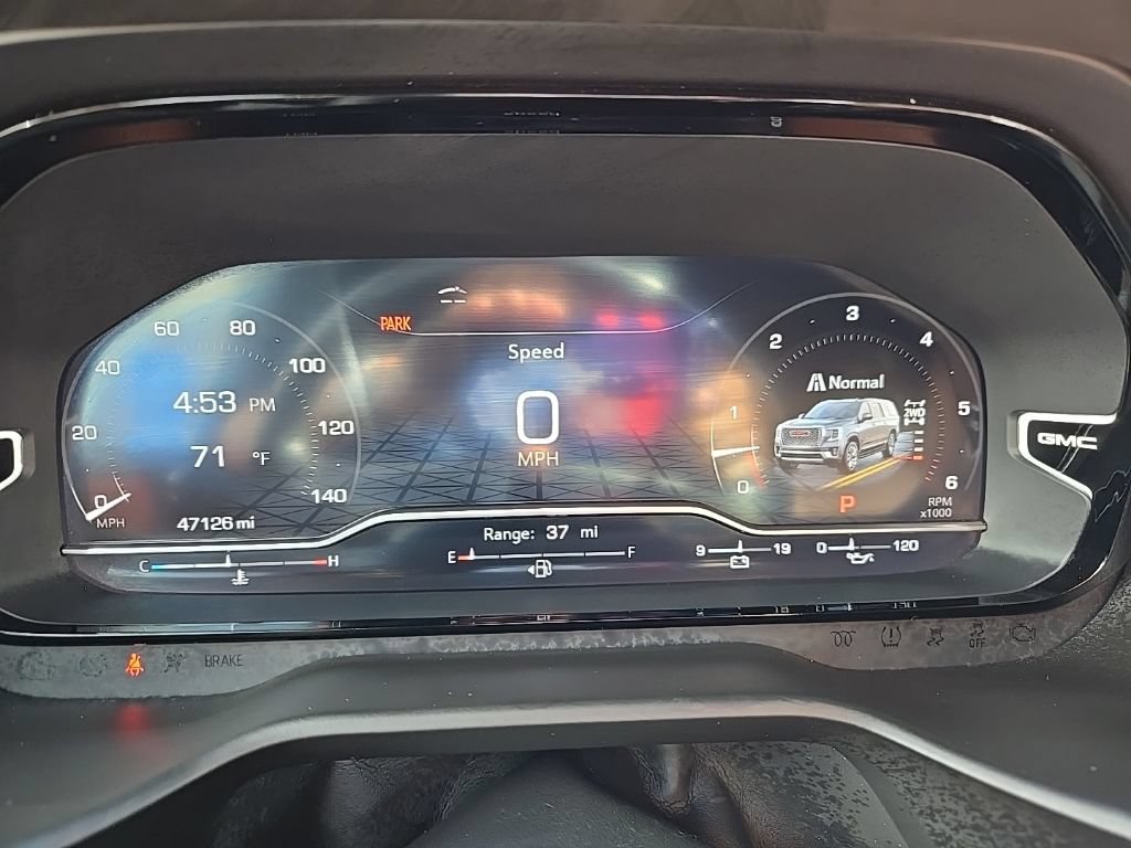 Used 2023 GMC Yukon Denali Ultimate AWD/4WD image 16