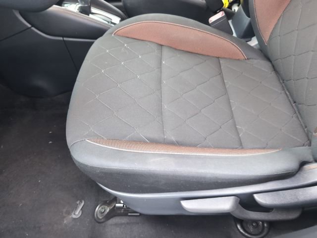 Used 2020 Nissan Kicks SR image 21