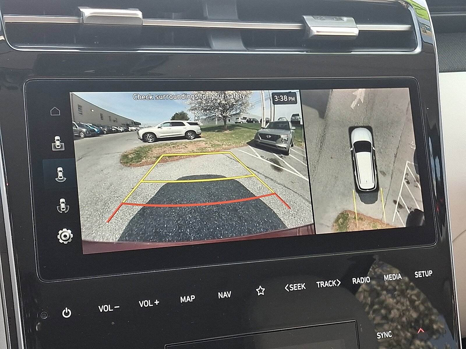 Certified 2023 Hyundai Tucson Limited AWD/4WD image 18