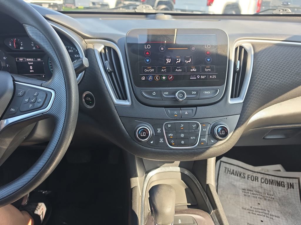 Used 2022 Chevrolet Malibu LT FWD image 20
