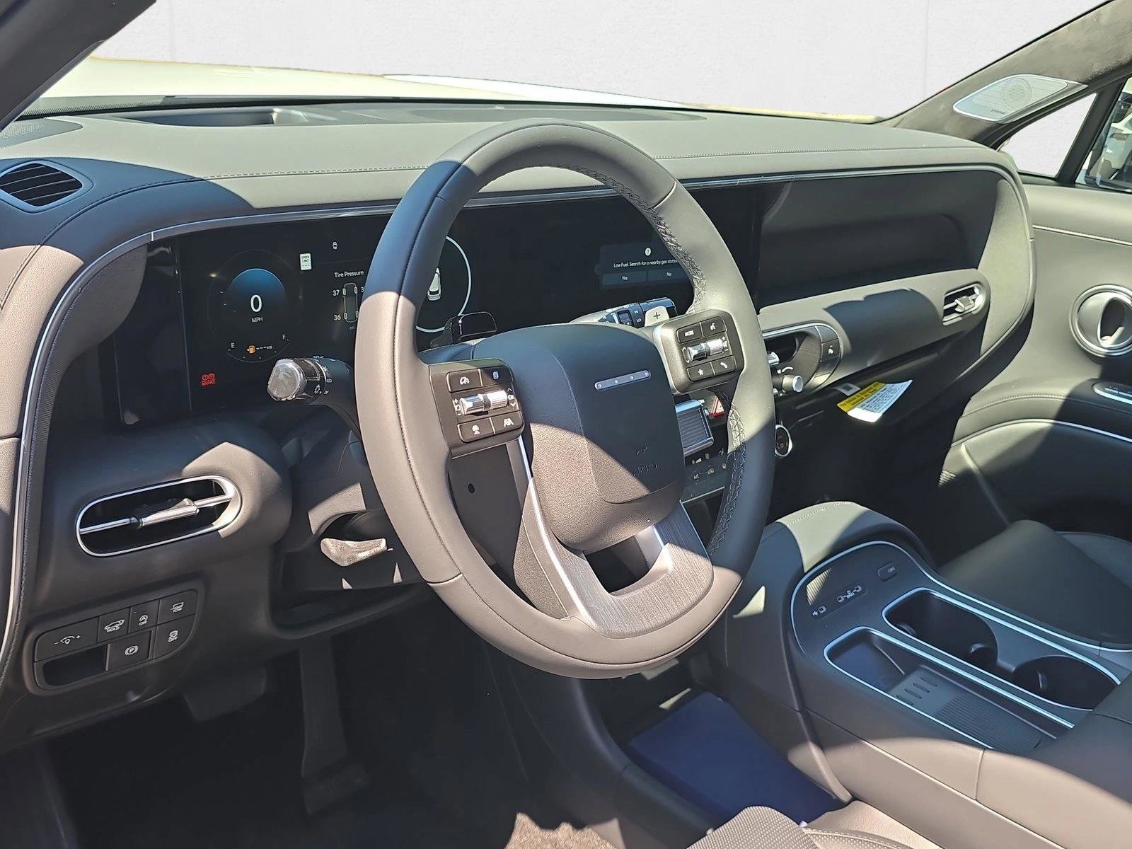 New 2026 Hyundai Palisade Calligraphy FWD image 5