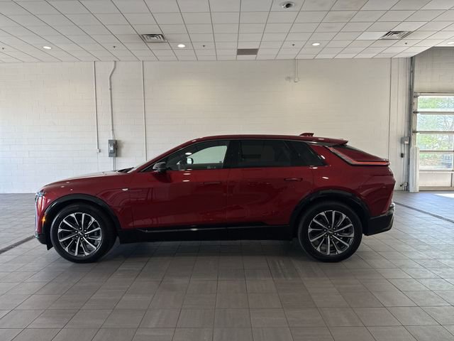 Certified 2024 Cadillac Lyriq Sport AWD/4WD image 2