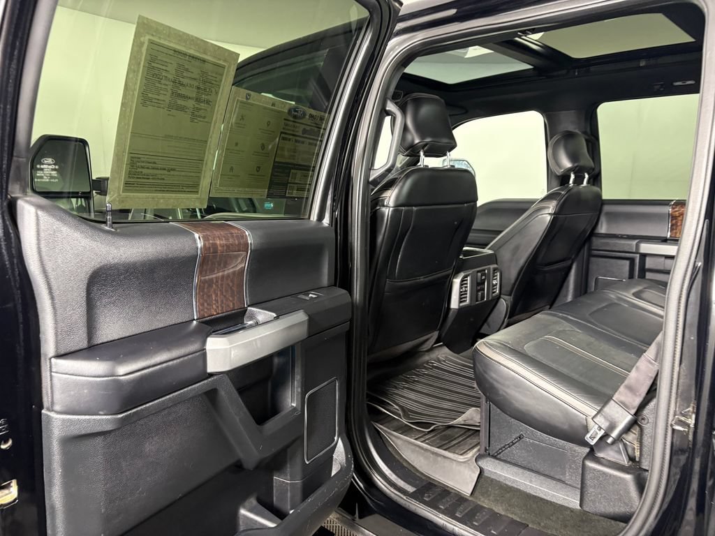 Used 2017 Ford F350 Platinum w/ Platinum Ultimate Package AWD/4WD image 27