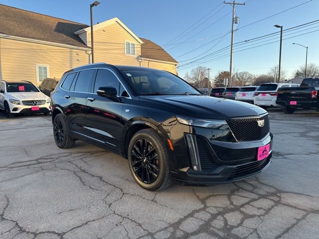 Used 2022 Cadillac XT6 Premium Luxury w/ LPO, Floor Liner Package image 21