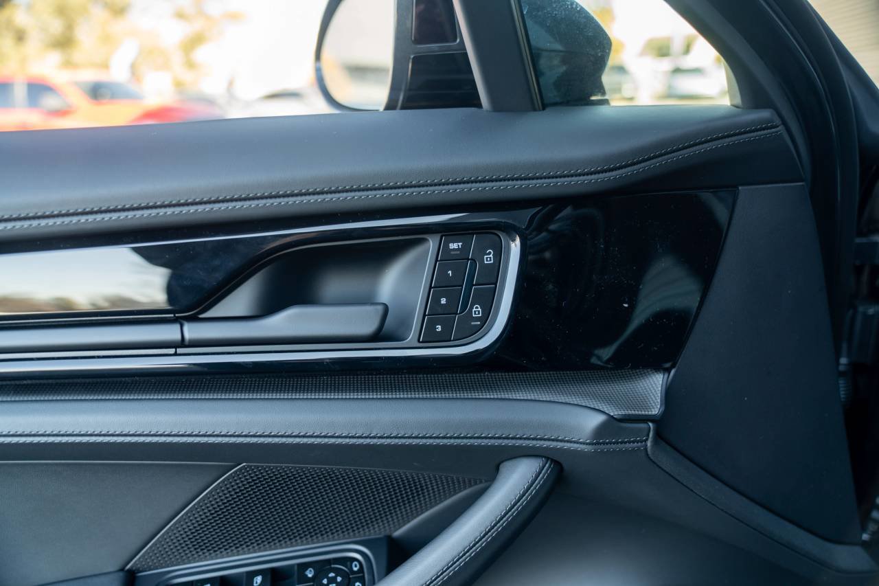New 2026 Porsche Panamera Turbo image 26