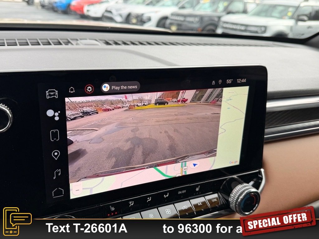 Used 2023 GMC Canyon AT4 image 24